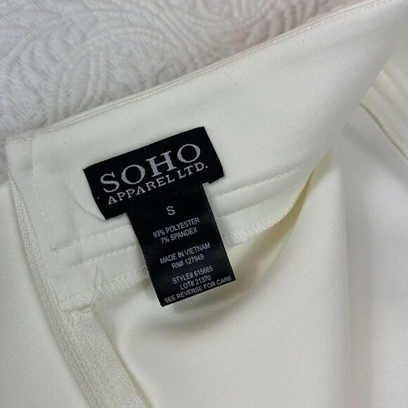 Soho Apparel Ltd. Cream Skirt With Black Lace Detail Size 8 - Picture 9 of 10